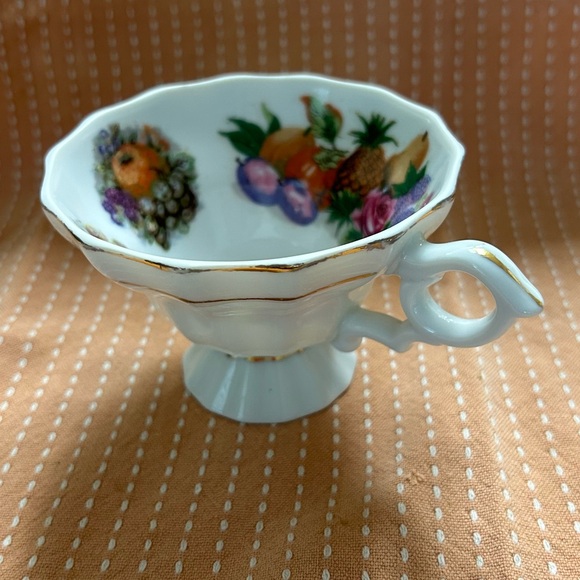 China Teacup made in Japan fruits & flowers - Picture 2 of 7